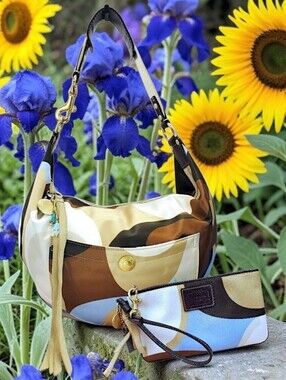 COACH VINTAGE SCARFPRINT HOBO 2 PC SET